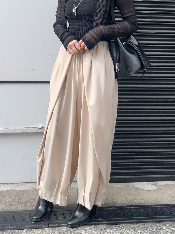 ドレープデザインパンツ