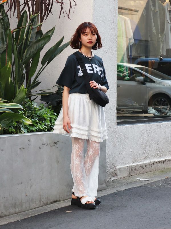 レースフレアレギンスパンツ | COQULE Online Shop